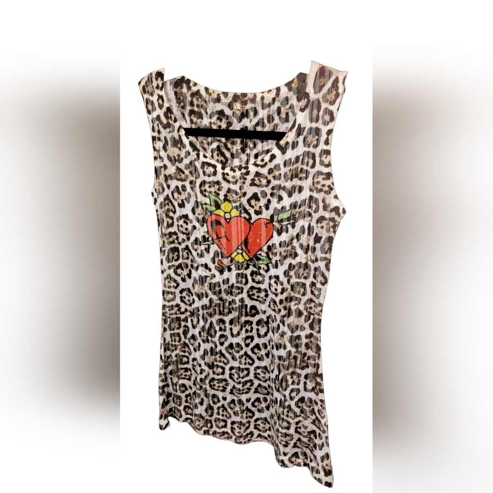 Hot Tees Leopard Print Tank Top with hearts, Size Medium
